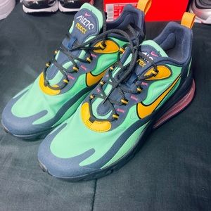 Nike Air Max 270 React